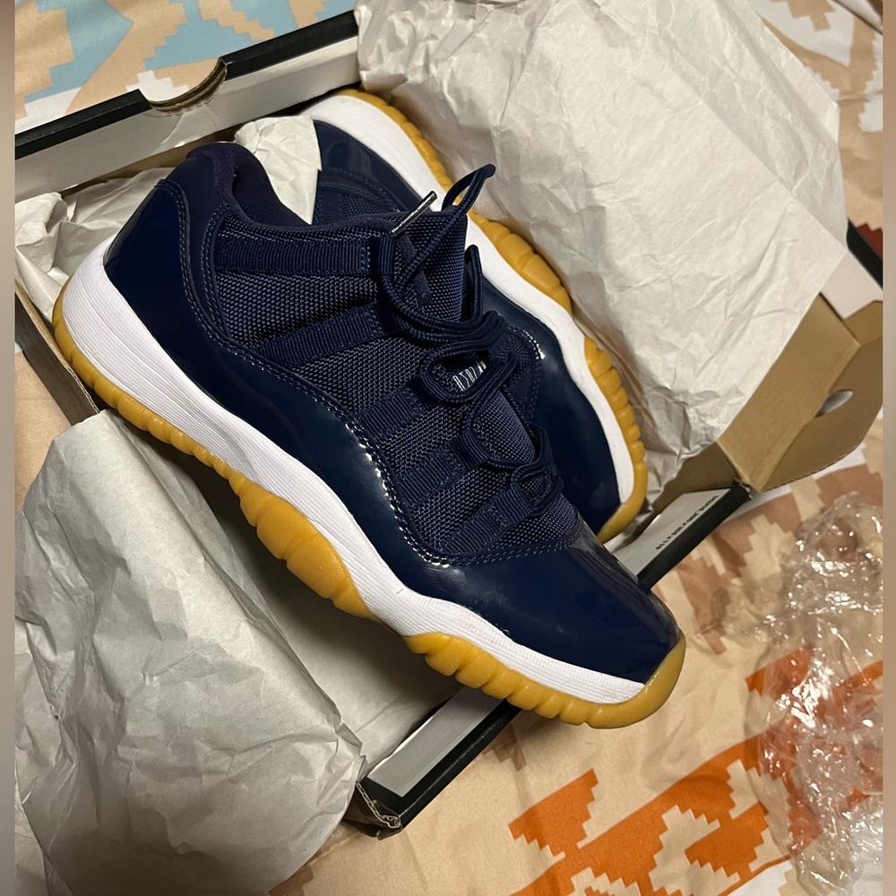 Jordan 11s